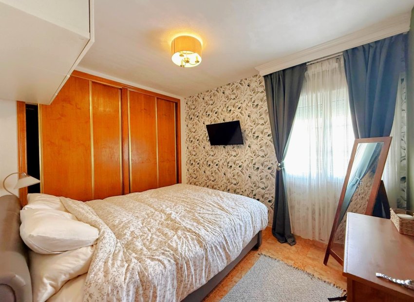 Resale - Apartments - Flats - Orihuela Costa - Villamartín