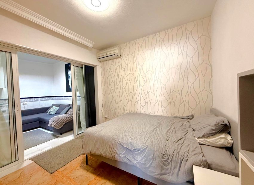 Resale - Apartments - Flats - Orihuela Costa - Villamartín