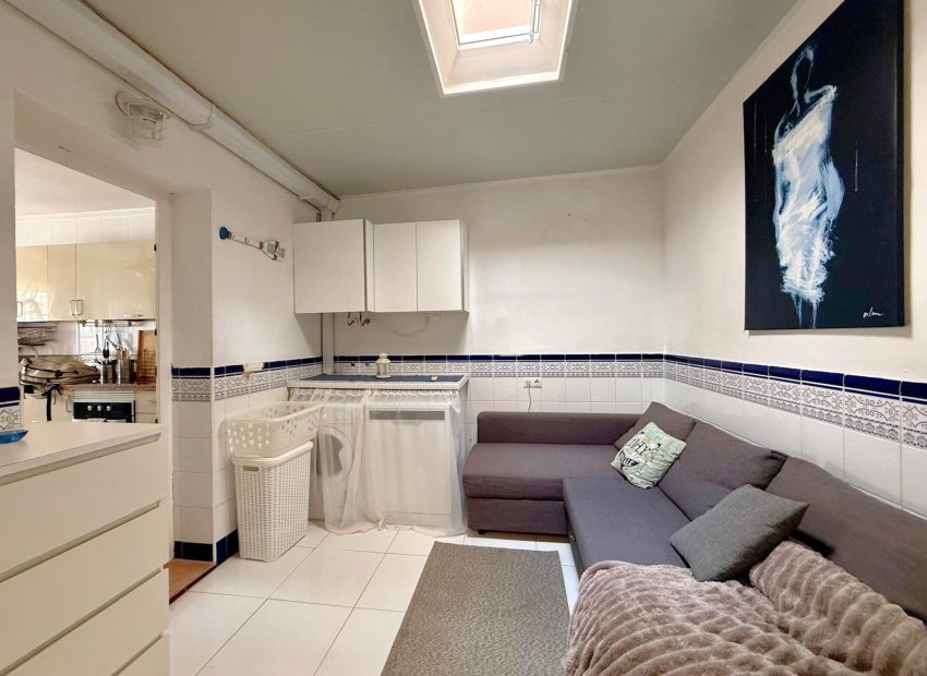 Resale - Apartments - Flats - Orihuela Costa - Villamartín