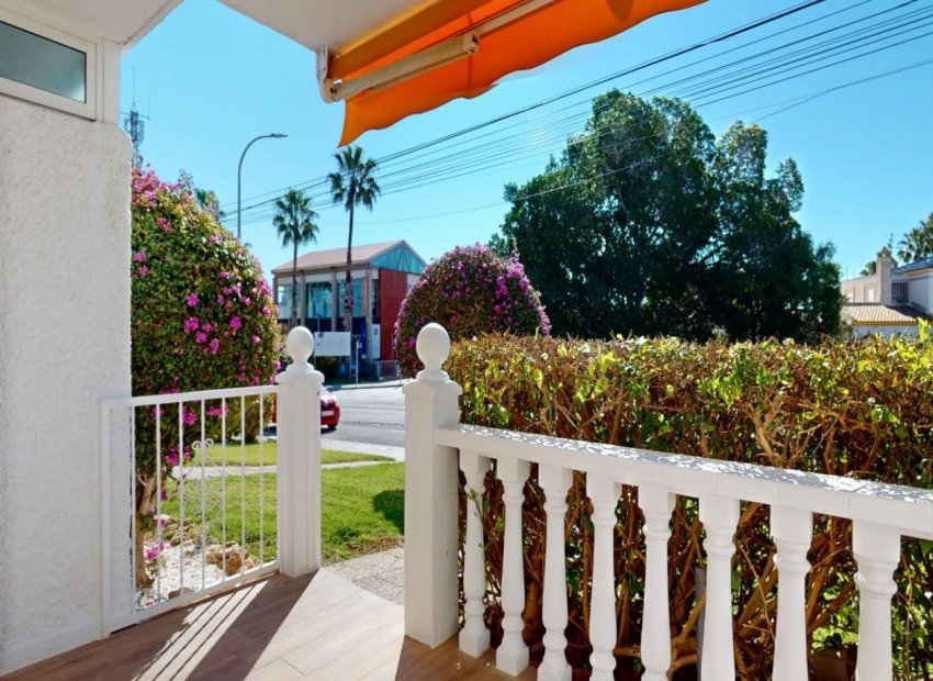 Resale - Apartments - Flats - Orihuela Costa - Villamartín