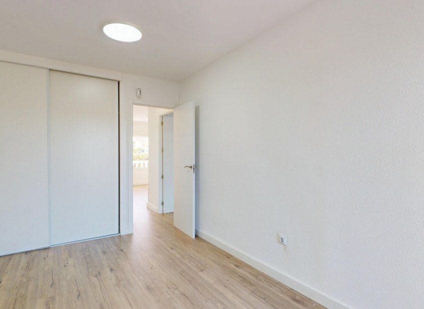 Resale - Apartments - Flats - Orihuela Costa - Villamartín