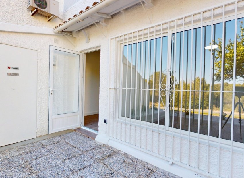 Resale - Apartments - Flats - Orihuela Costa - Villamartín