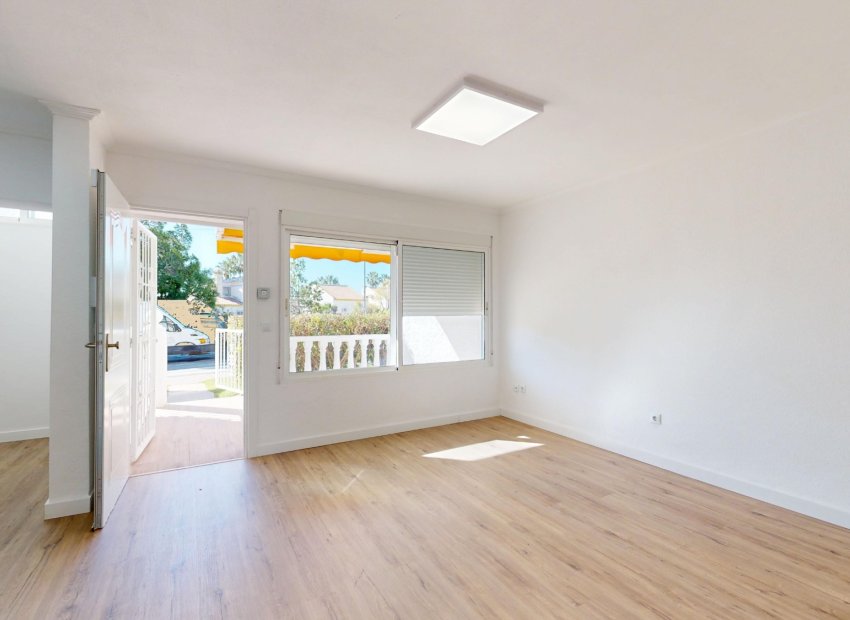 Resale - Apartments - Flats - Orihuela Costa - Villamartin