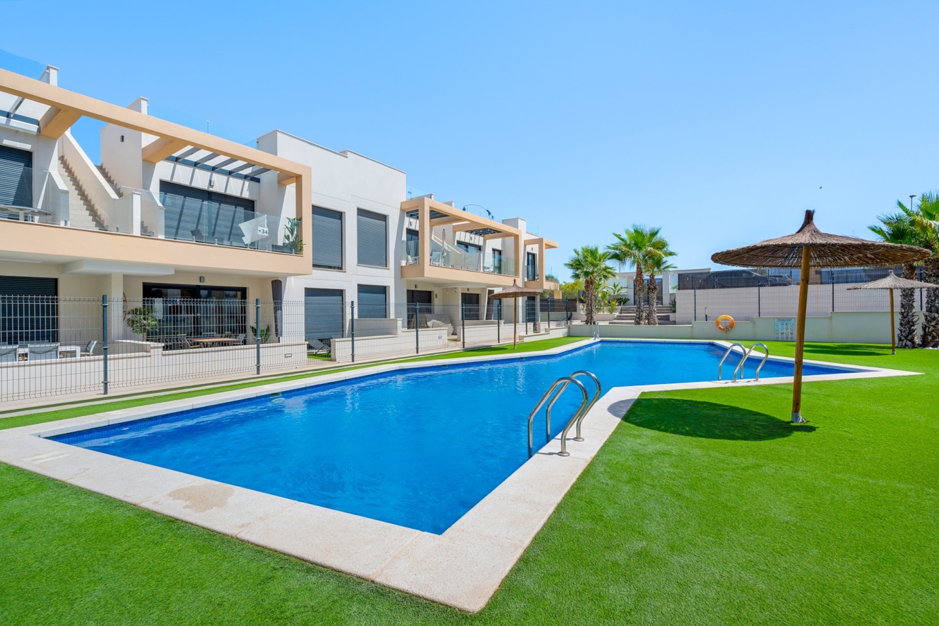 Resale - Apartments - Flats - Orihuela Costa - Villamartín