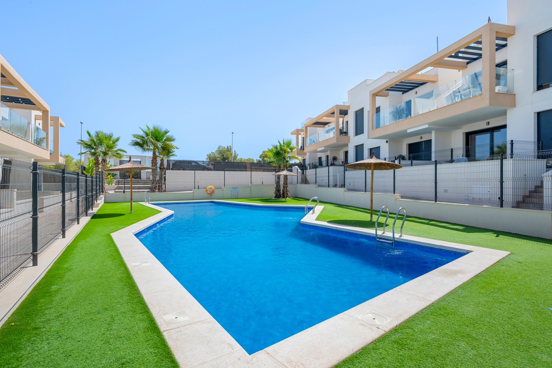 Resale - Apartments - Flats - Orihuela Costa - Villamartín