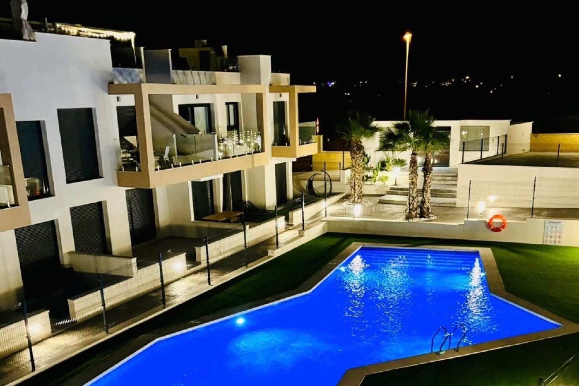 Resale - Apartments - Flats - Orihuela Costa - Villamartín