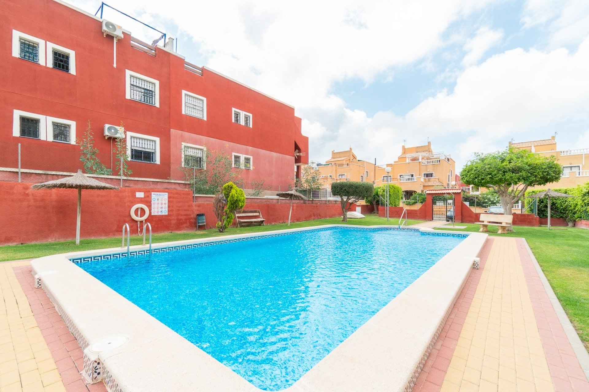 Resale - Apartments - Flats - Orihuela Costa