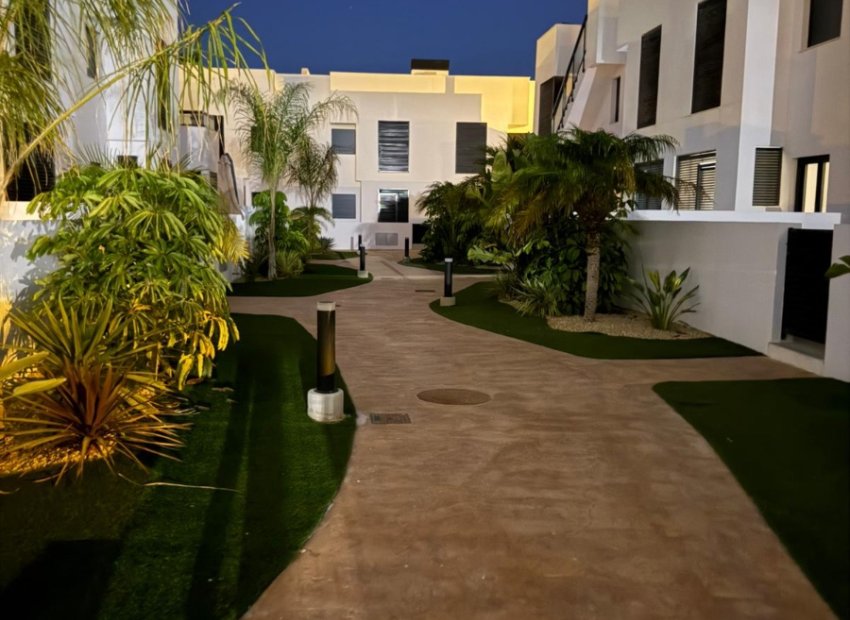 Resale - Apartments - Flats - Pilar de la Horadada - El Mojón