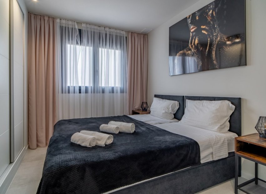 Resale - Apartments - Flats - Pilar de la Horadada - Mil Palmeras