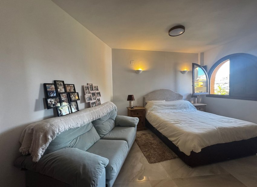 Resale - Apartments - Flats - Punta Prima