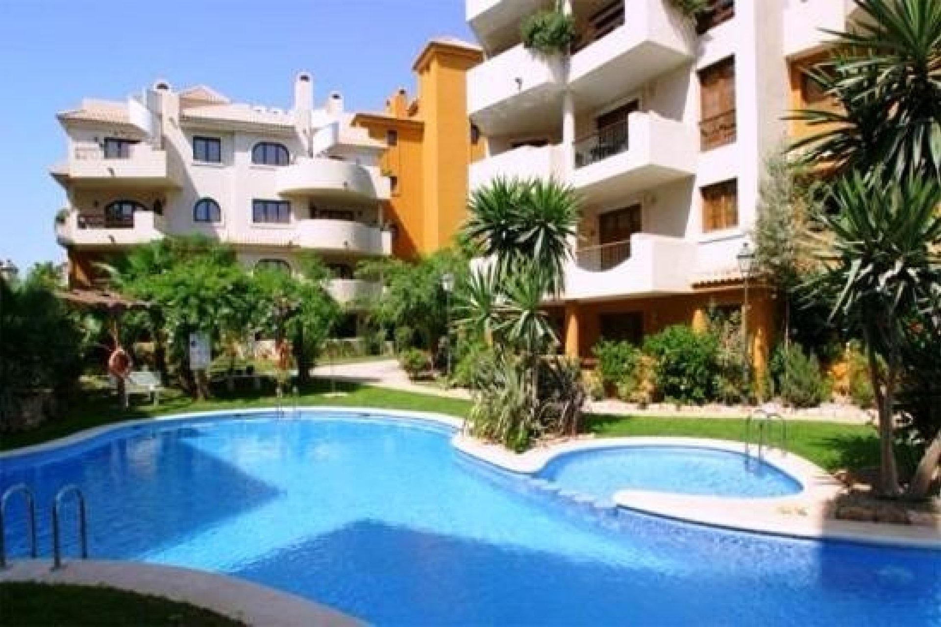 Resale - Apartments - Flats - Punta Prima