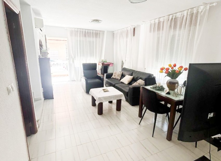 Resale - Apartments - Flats - Torrevieia - Center