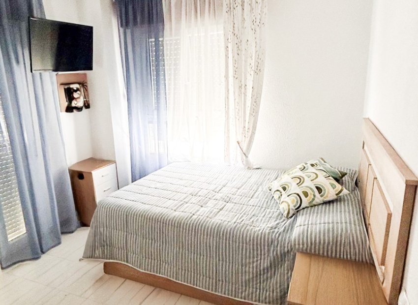 Resale - Apartments - Flats - Torrevieia - Center