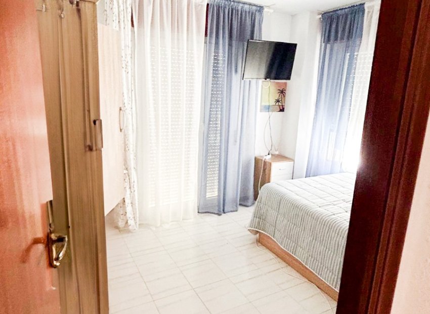 Resale - Apartments - Flats - Torrevieia - Center
