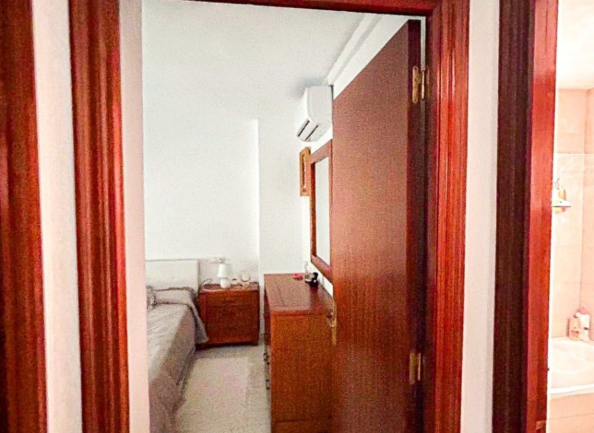 Resale - Apartments - Flats - Torrevieia - Center