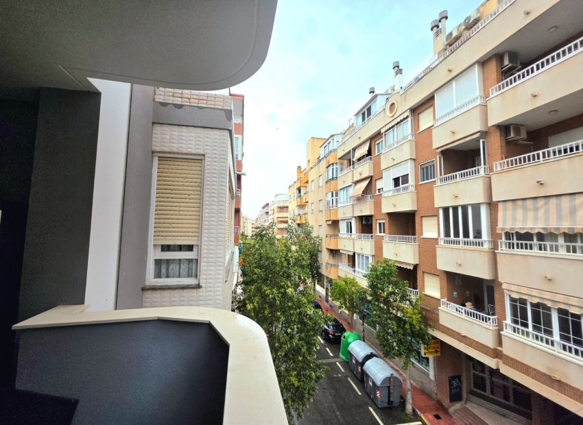 Resale - Apartments - Flats - Torrevieia - Center