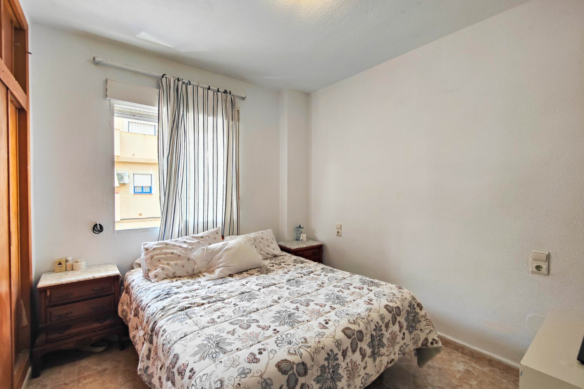 Resale - Apartments - Flats - Torrevieia - Center