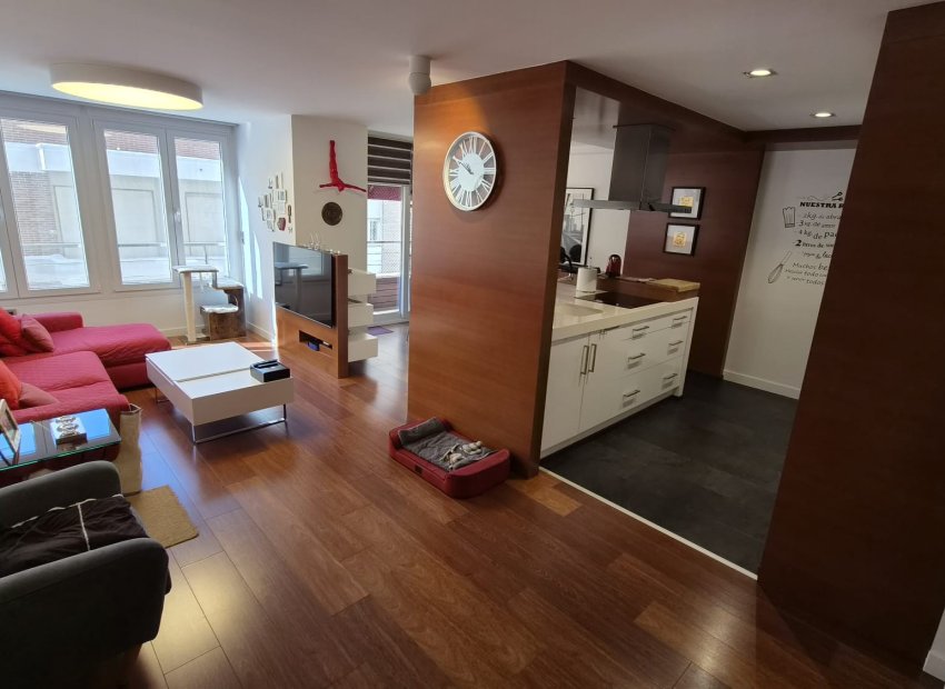 Resale - Apartments - Flats - Torrevieia - Center