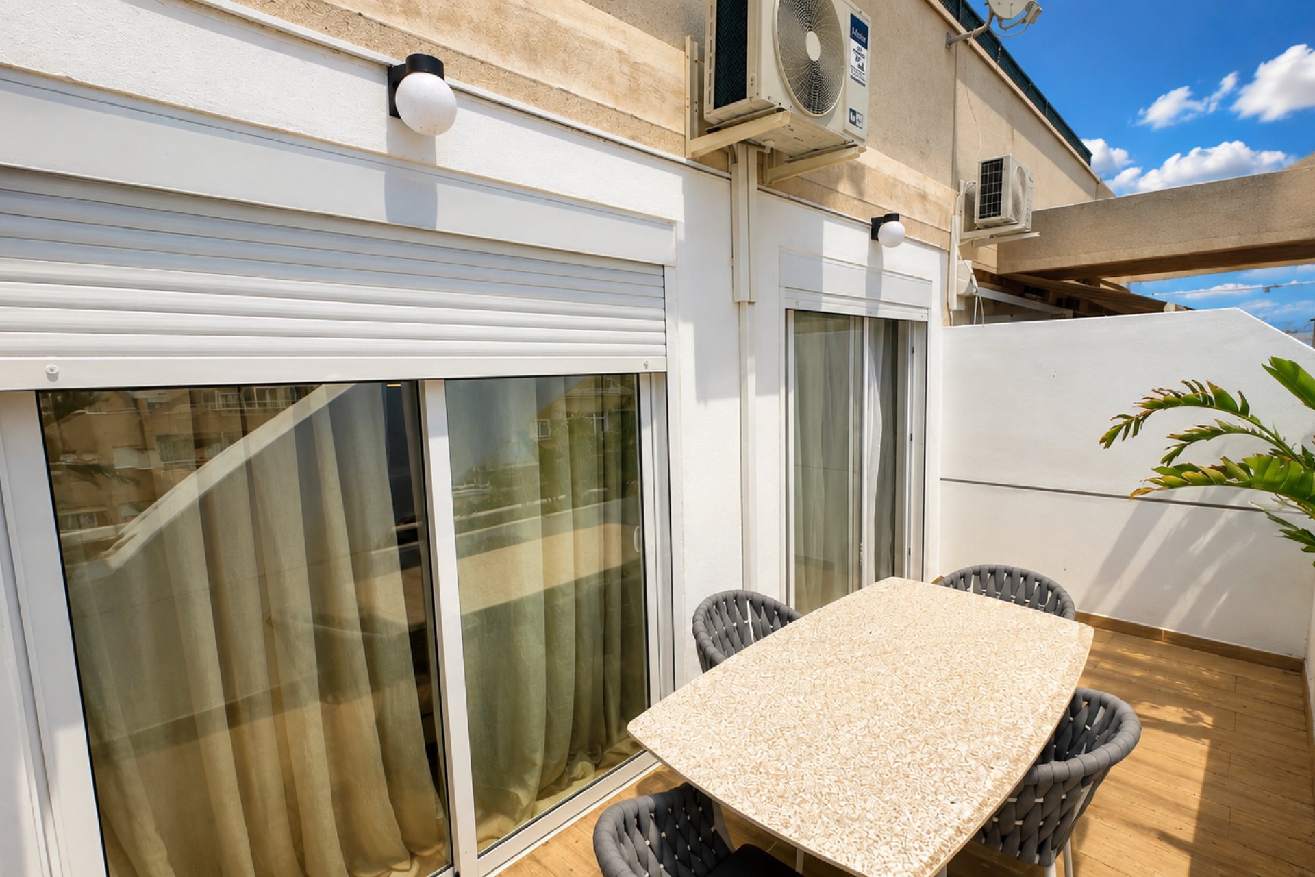 Resale - Apartments - Flats - Torrevieia - Center