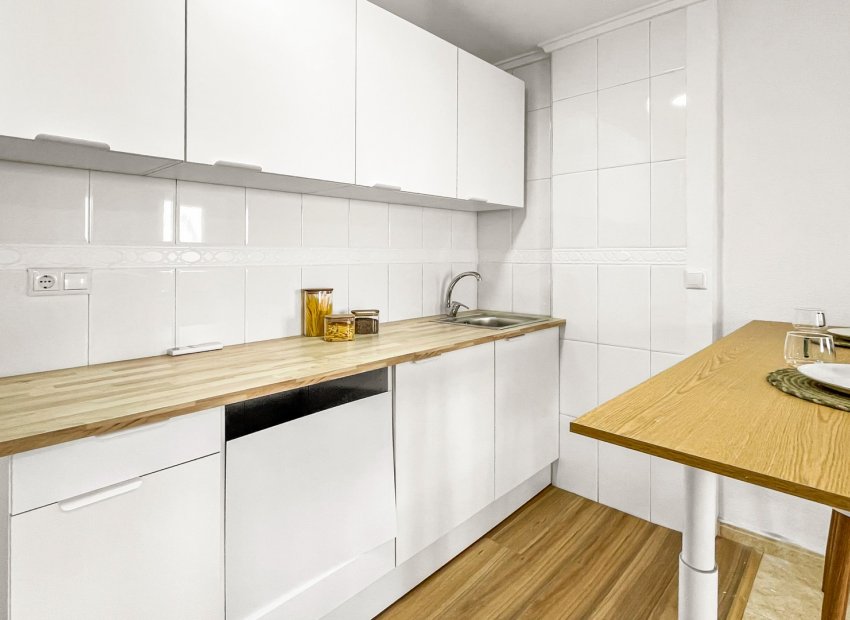 Resale - Apartments - Flats - Torrevieia - Playa de los Locos