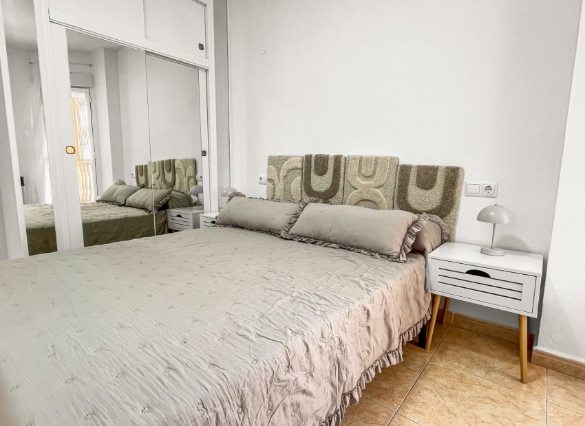 Resale - Apartments - Flats - Torrevieia - Playa de los Locos