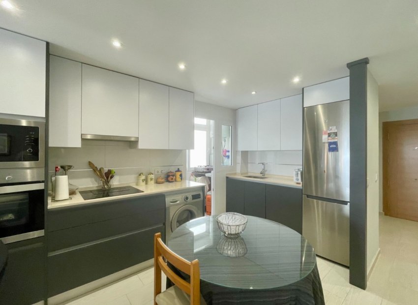 Resale - Apartments - Flats - Torrevieia - Playa del Cura