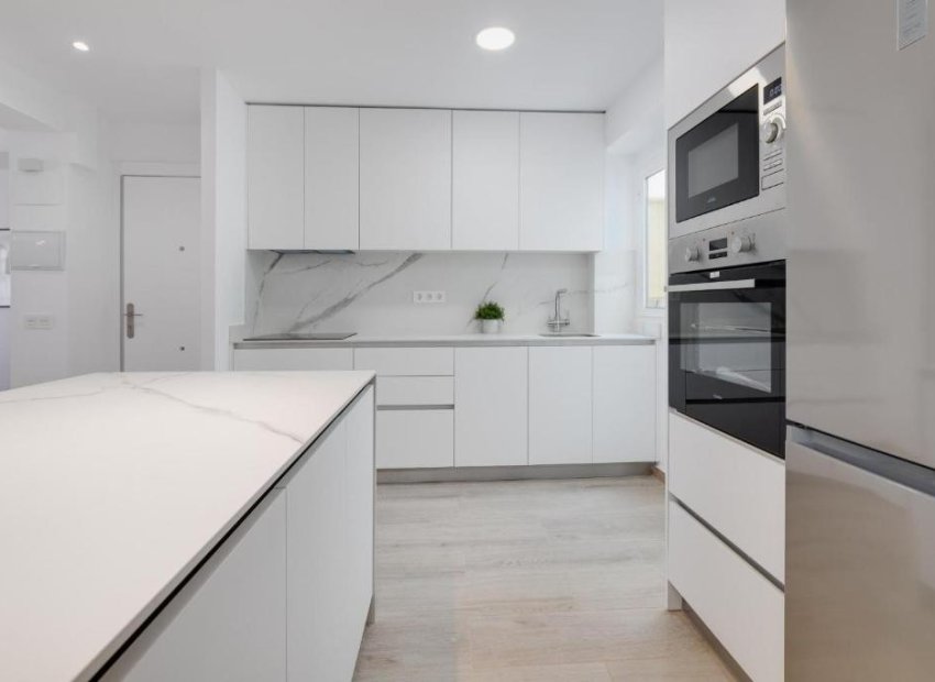 Resale - Apartments - Flats - Torrevieia - Playa del Cura