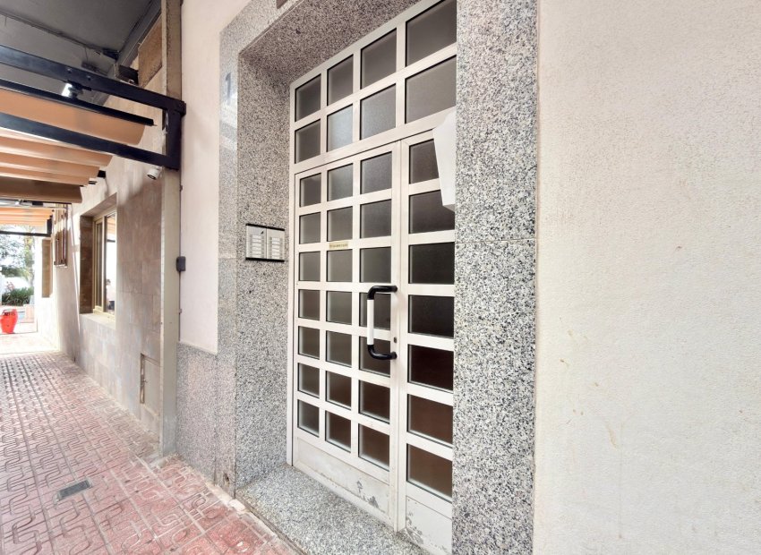 Resale - Apartments - Flats - Torrevieia - Playa del Cura