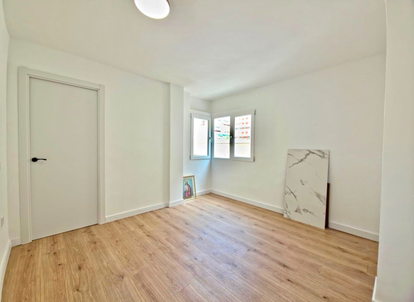 Resale - Apartments - Flats - Torrevieia - Playa Los Naufragos