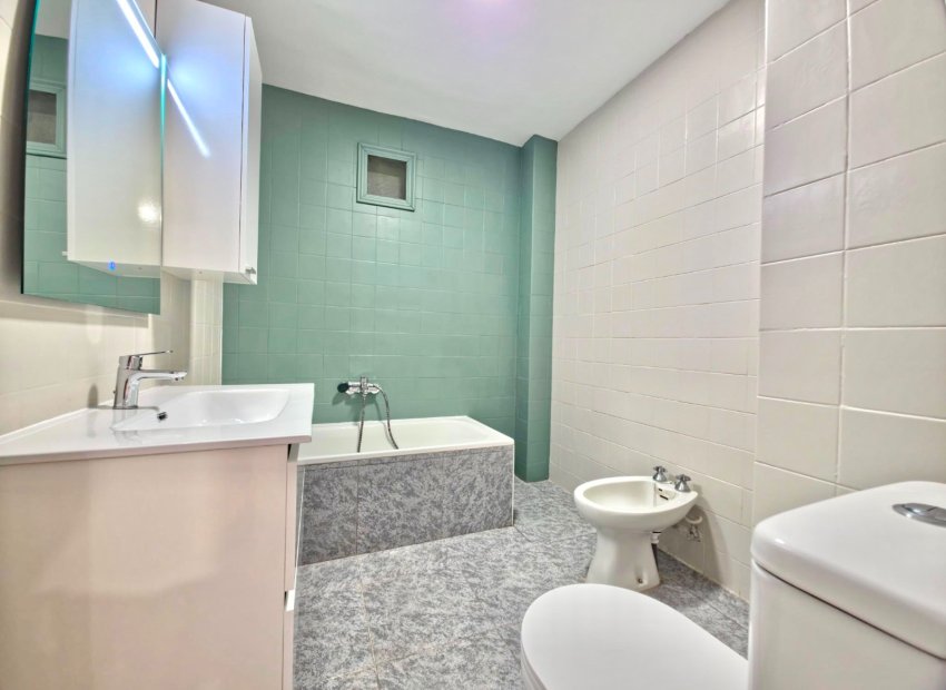 Resale - Apartments - Flats - Torrevieia - Playa Los Naufragos