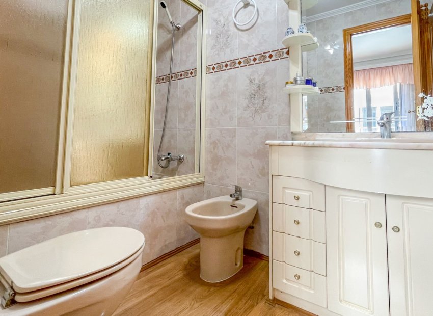 Resale - Apartments - Flats - Torrevieia - Playa Los Naufragos