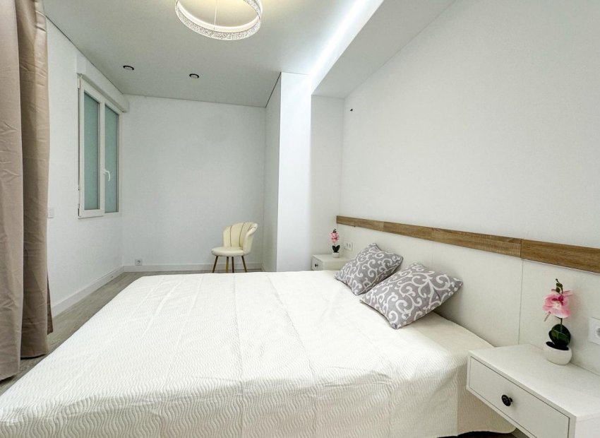 Resale - Apartments - Flats - Torrevieia - Playa Los Naufragos