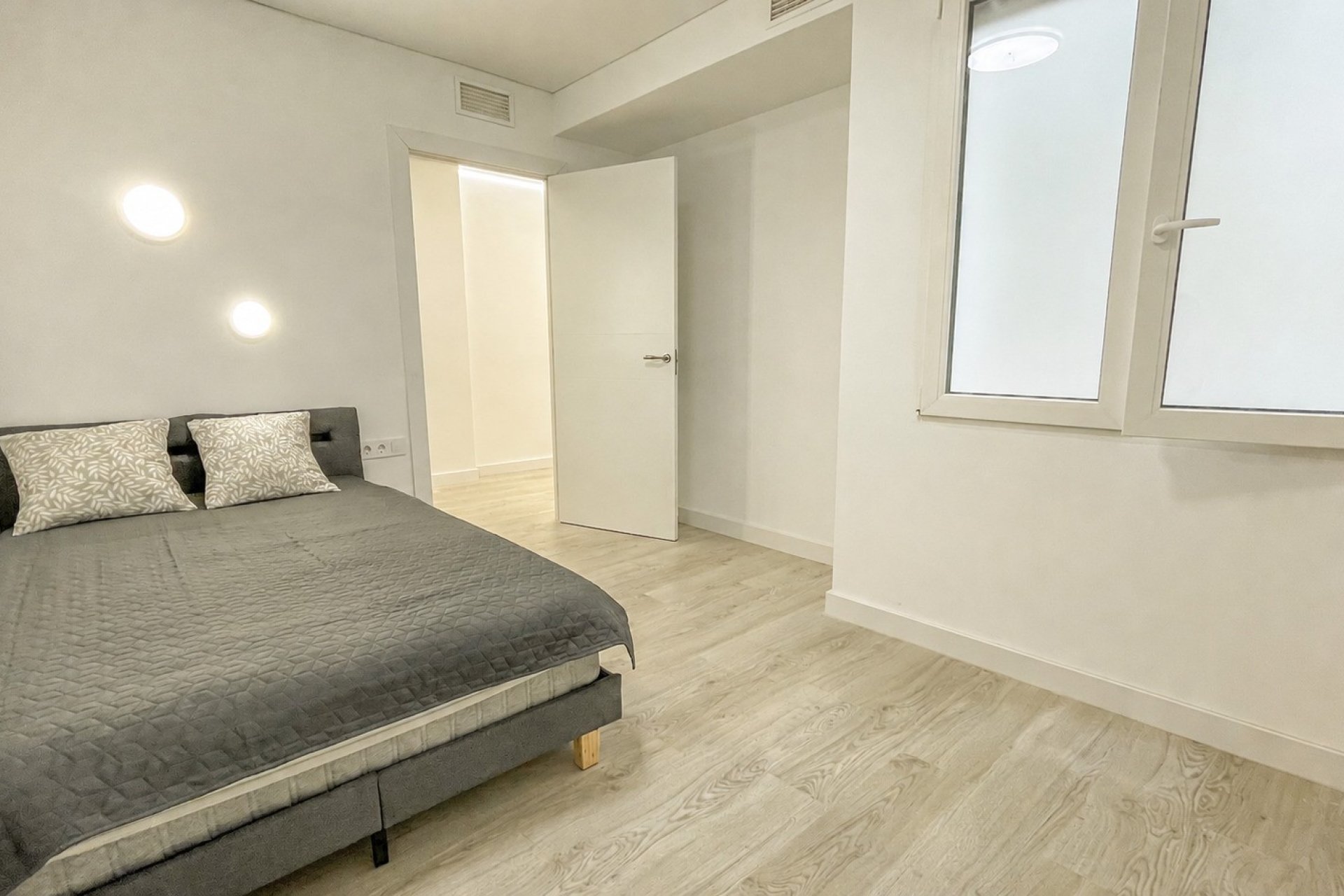 Resale - Apartments - Flats - Torrevieia - Playa Los Naufragos