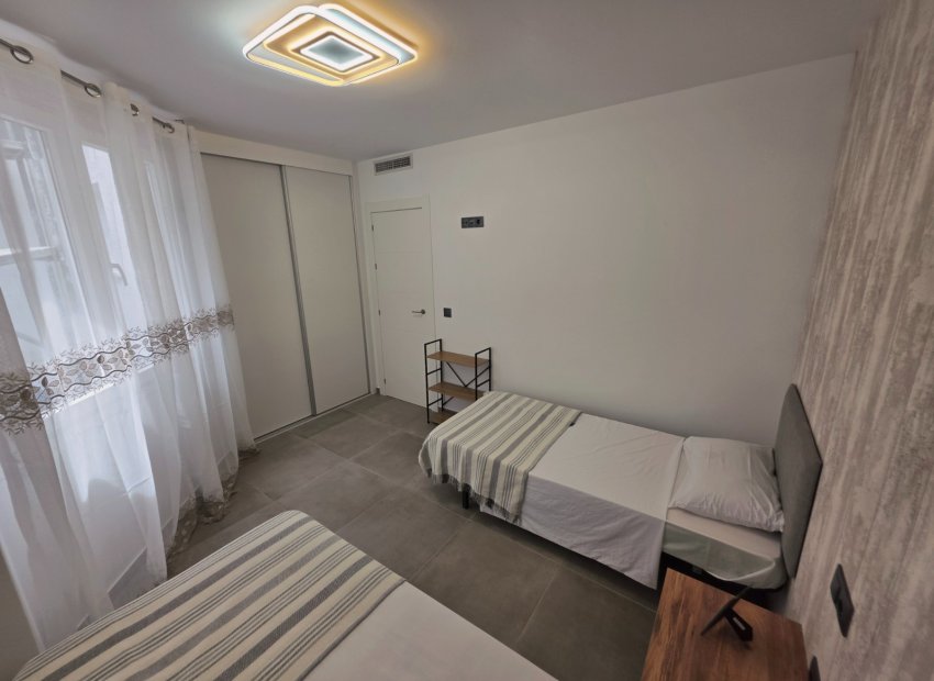 Resale - Apartments - Flats - Torrevieia - Puerto