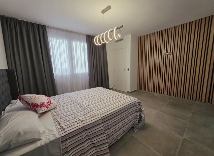 Resale - Apartments - Flats - Torrevieia - Puerto