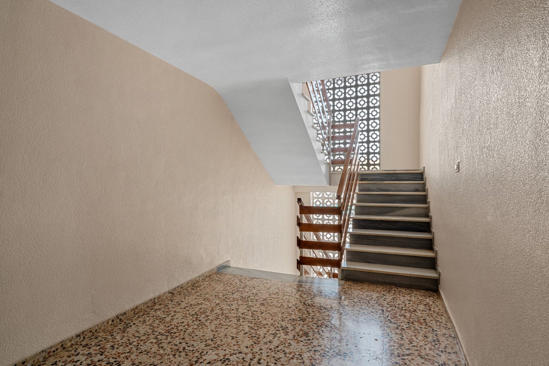 Resale - Apartments - Flats - Torrevieia - Punta Prima