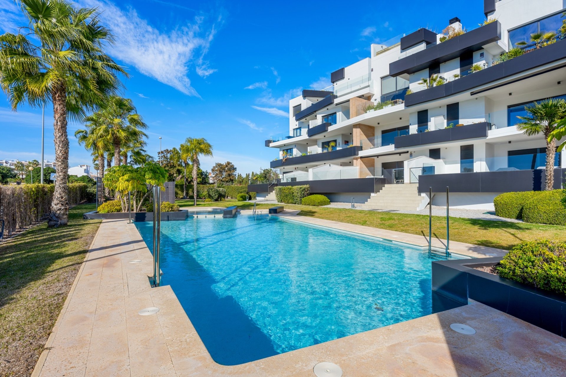 Resale - Apartments - Flats - Villamartín