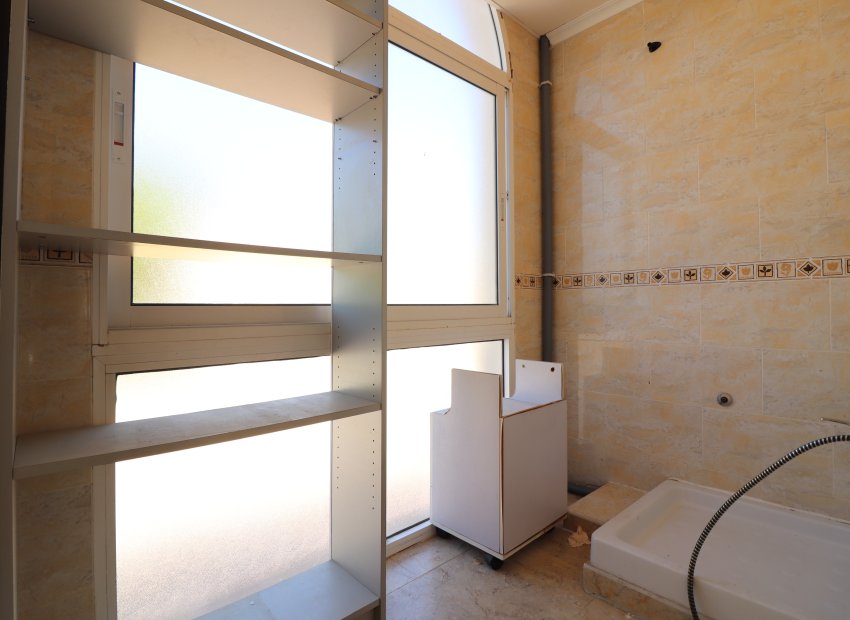 Resale - Commercial - Algorfa - La Finca Golf Resort