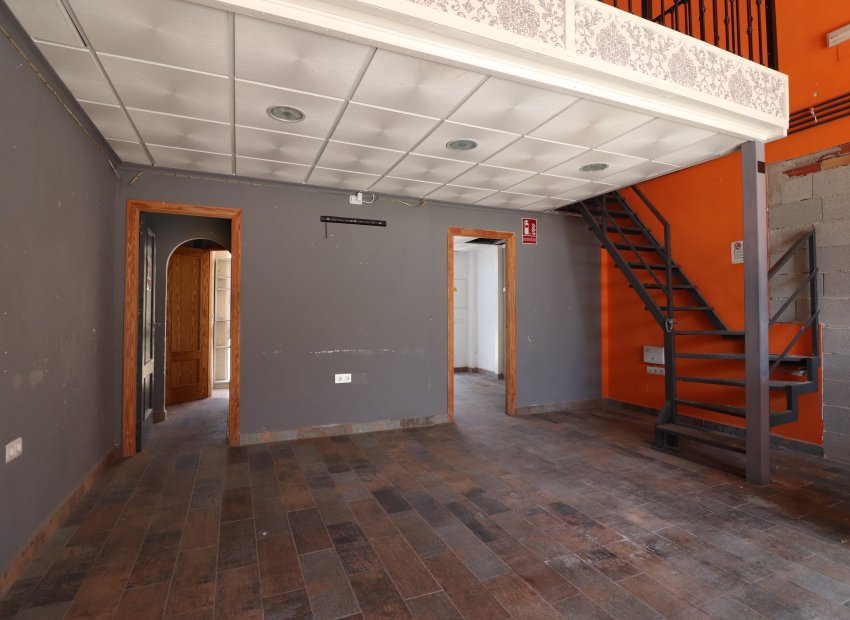 Resale - Commercial - Algorfa - La finca Golf