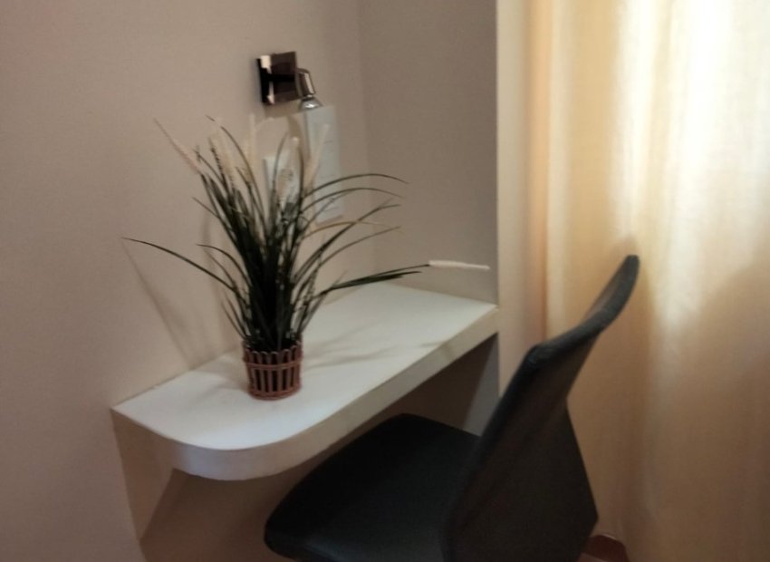 Resale - Commercial - Alicante - Casco antiguo