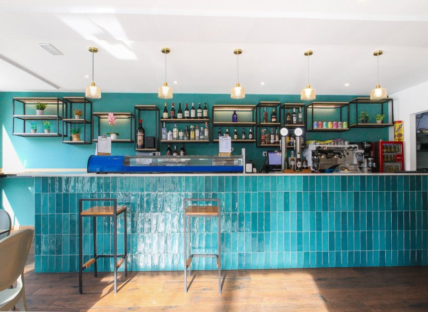 Resale - Commercial - Alicante - Playa San Juan