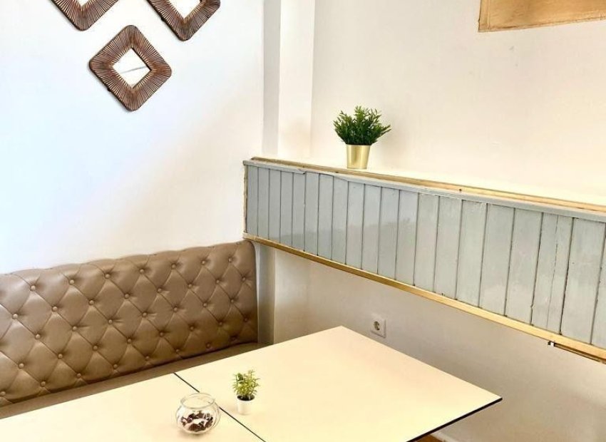 Resale - Commercial - Benalmádena
