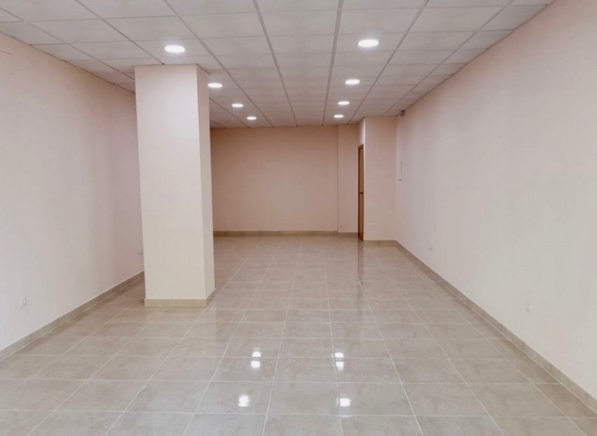 Resale - Commercial - Benidorm - Colonia Madrid