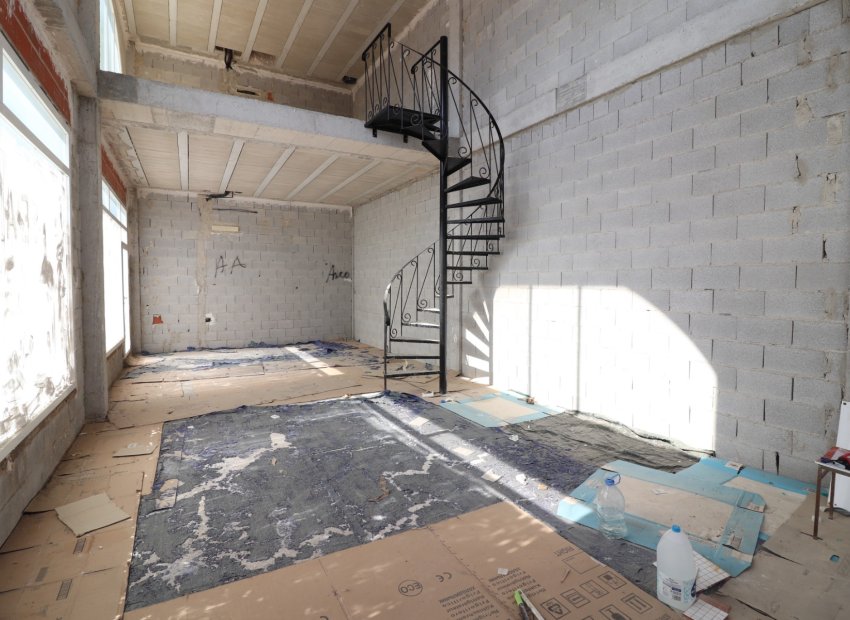 Resale - Commercial - Benimar - Benimar II