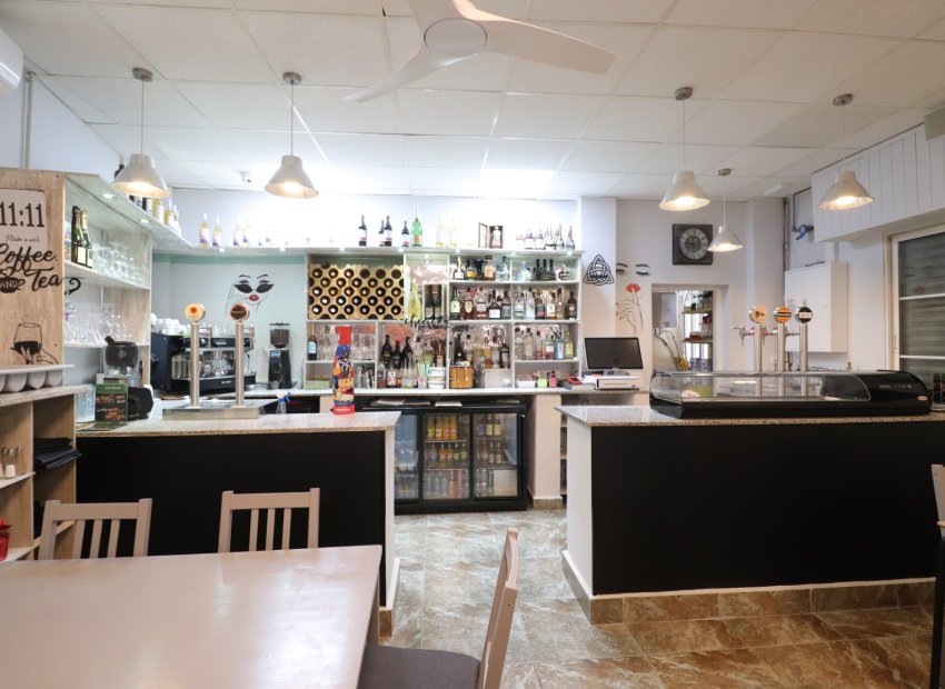 Resale - Commercial - Catral