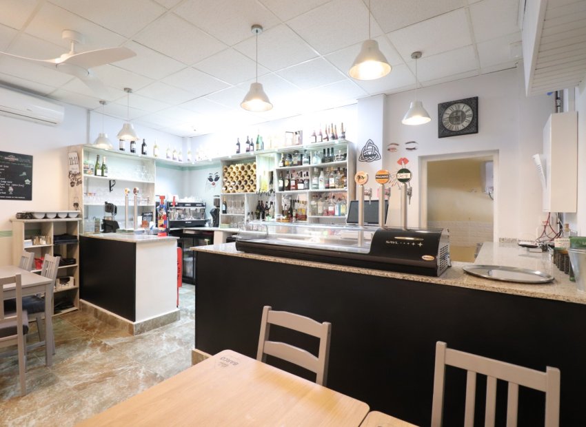 Resale - Commercial - Catral