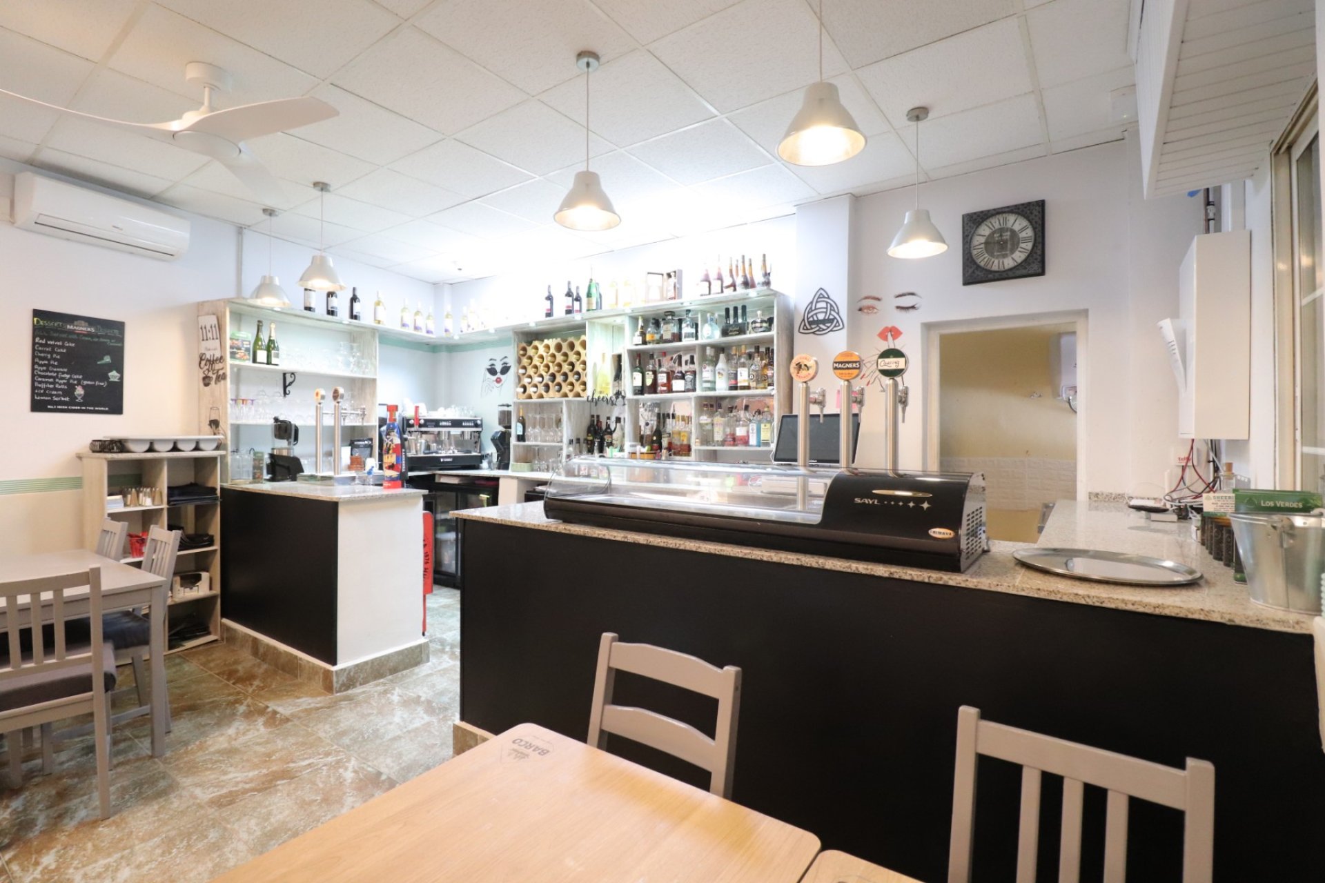 Resale - Commercial - Catral