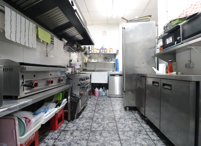 Resale - Commercial - Catral