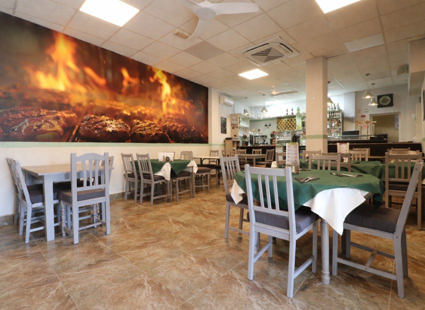 Resale - Commercial - Catral