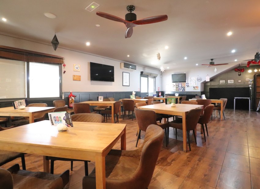 Resale - Commercial - Ciudad Quesada - Doña Pepa